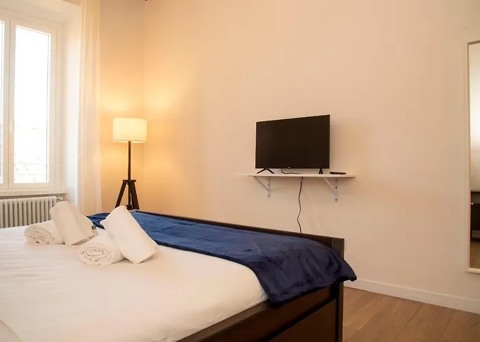 The Parliament - Exclusive Accommodation